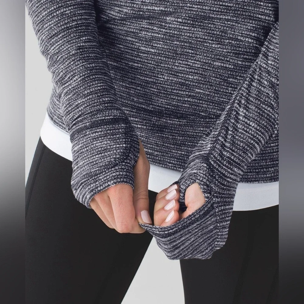 Lululemon Think Fast Pullover in Coco Pique Black / Black Size 10